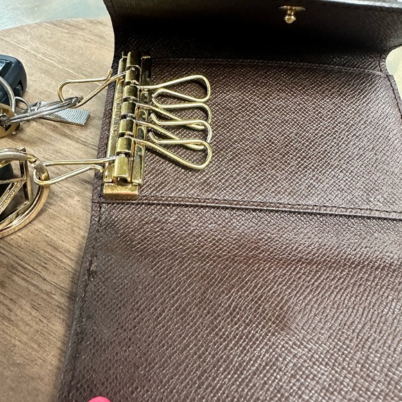 Louis Vuitton cash,card & key💎Authentic - Picture 8 of 16
